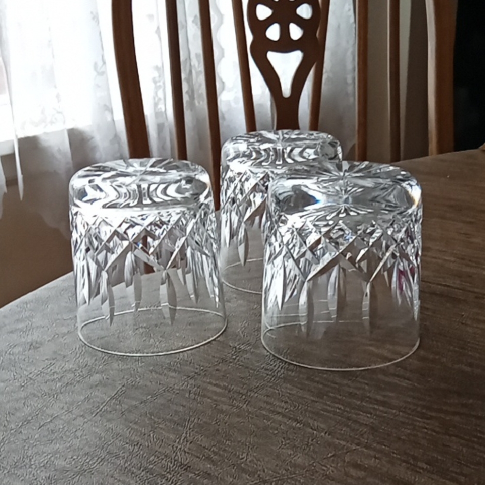 Elegant Clear Crystal Glasses Set